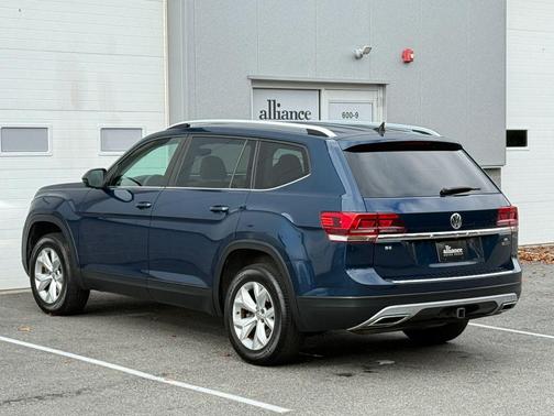 2018 Volkswagen Atlas SE 4Motion w/Tech Pkg Sport Utility 4D