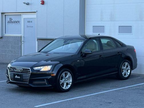 2018 Audi A4 Premium Sedan 4D