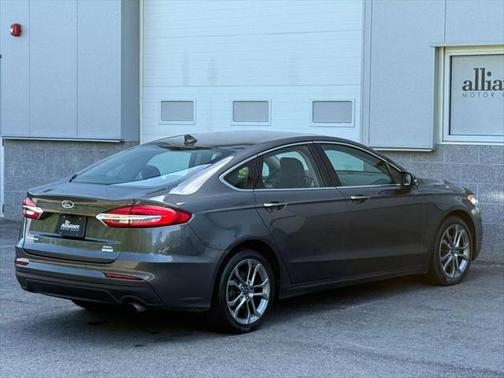 2019 Ford Fusion SEL