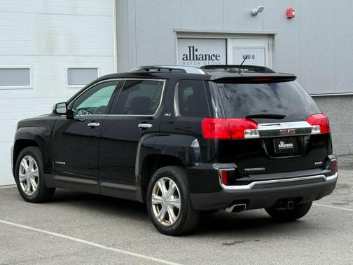 Black 2017 GMC Terrain SLT