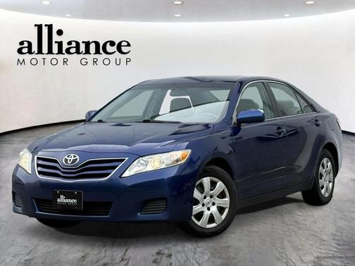Blue Ribbon Metallic 2011 Toyota Camry LE