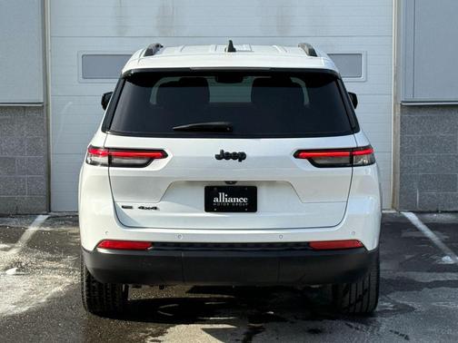 2021 Jeep Grand Cherokee L Altitude
