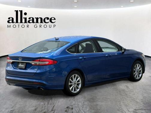 Lightning Blue 2017 Ford Fusion SE