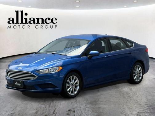 Lightning Blue 2017 Ford Fusion SE
