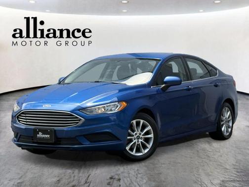 Lightning Blue 2017 Ford Fusion SE
