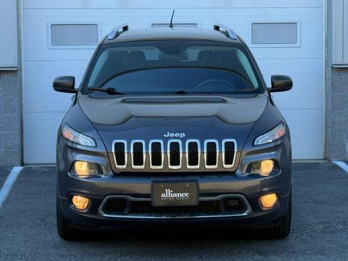 2014 Jeep Cherokee Sport