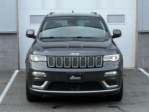 2018 Jeep Grand Cherokee Summit