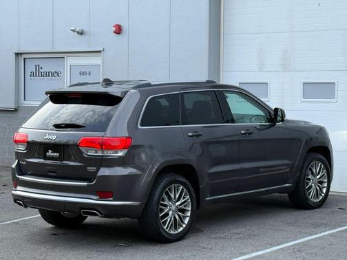 2018 Jeep Grand Cherokee Summit
