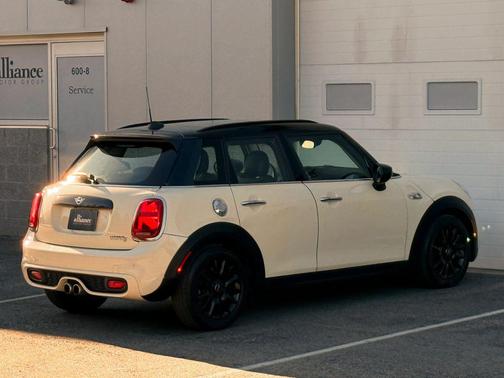 2021 MINI Hardtop Cooper S