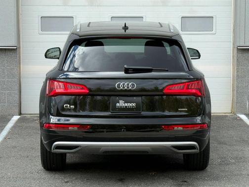 2019 Audi Q5 45 Premium