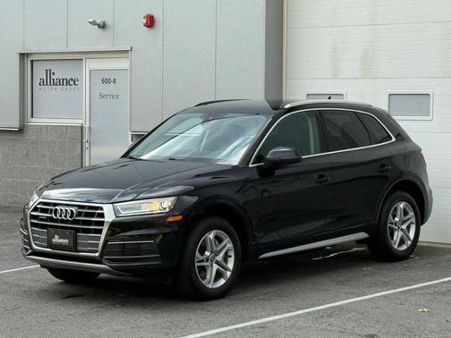 2019 Audi Q5 45 Premium
