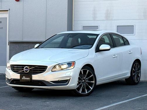 2015 Volvo S60 T6 Platinum