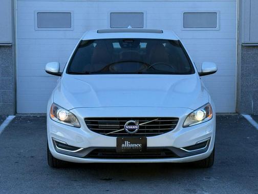 2015 Volvo S60 T6 Platinum