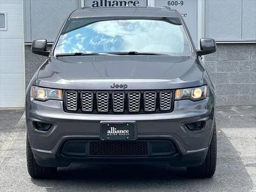 2019 Jeep Grand Cherokee Altitude