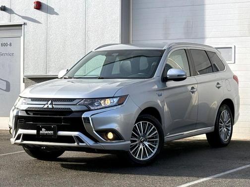 2022 Mitsubishi Outlander PHEV SEL