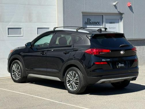 2019 Hyundai TUCSON SE