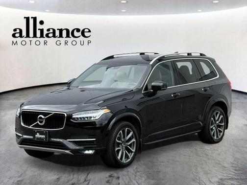Onyx Black Metallic 2019 Volvo XC90 T6 Momentum