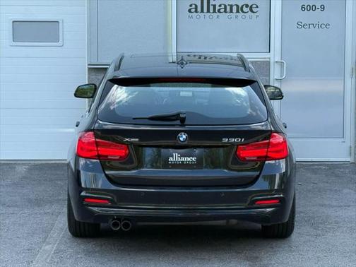 2019 BMW 330 xDrive