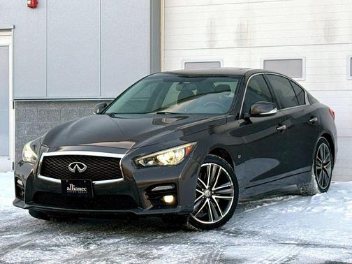 2014 INFINITI Q50 Sport