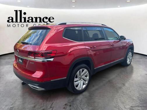 Aurora Red Metallic 2021 Volkswagen Atlas 2.0T SEL