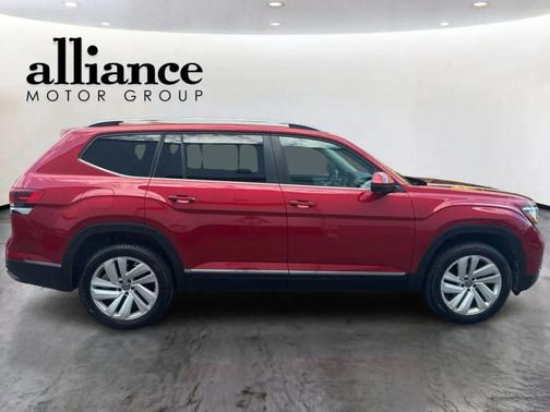 Aurora Red Metallic 2021 Volkswagen Atlas 2.0T SEL