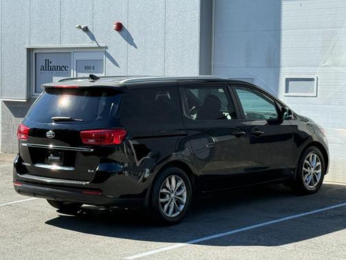 2019 Kia Sedona EX