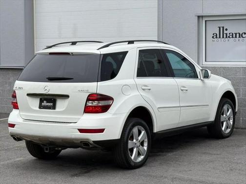 2010 Mercedes-Benz M-Class 4MATIC