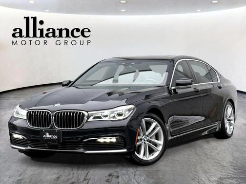 Black 2016 BMW 750 i xDrive