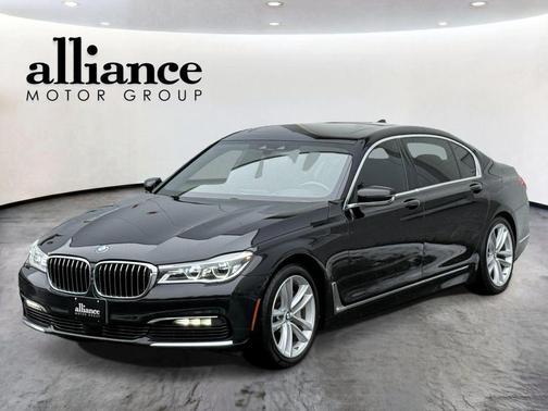 Black 2016 BMW 750 i xDrive