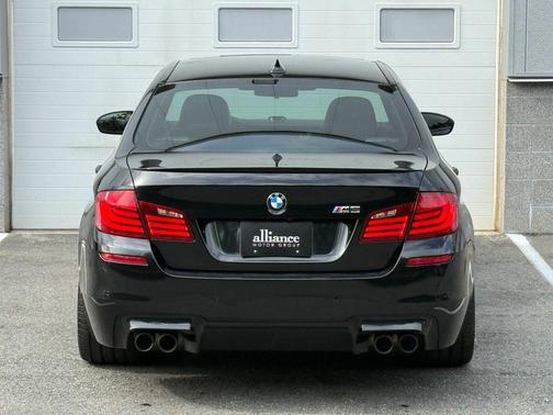 2013 BMW M5 Base