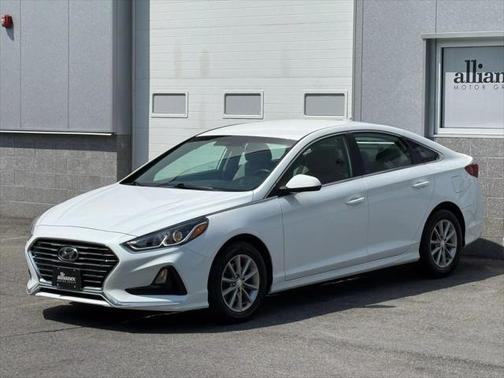 2019 Hyundai SONATA SE