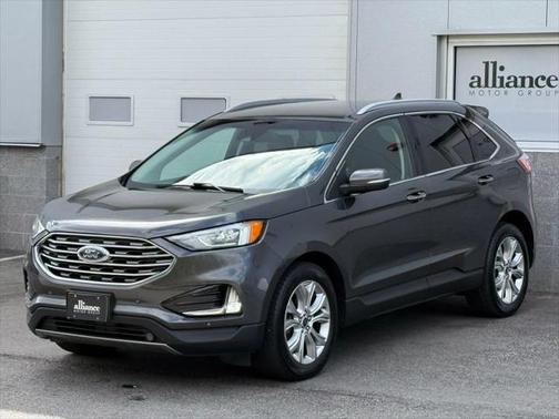 2020 Ford Edge Titanium