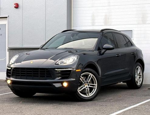 2018 Porsche Macan Sport Utility 4D
