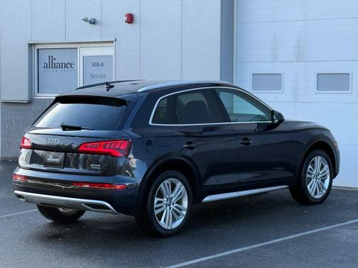 2018 Audi Q5 2.0T Tech Premium