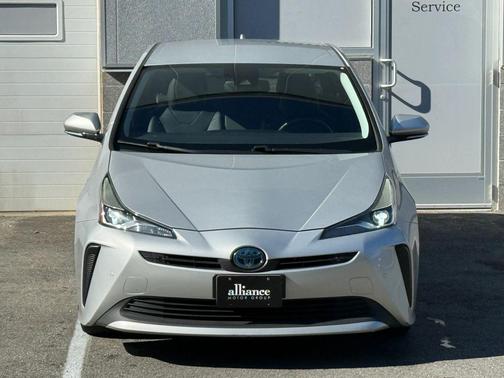 2020 Toyota Prius XLE