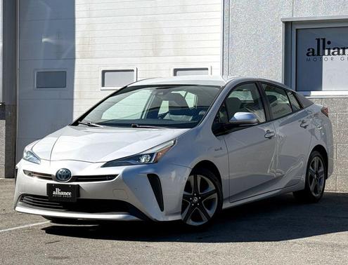 2020 Toyota Prius XLE