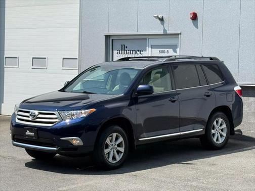 2012 Toyota Highlander SE