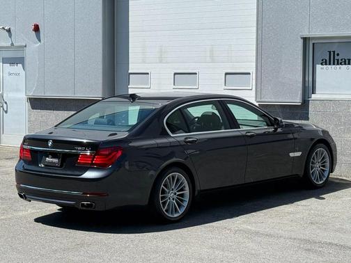 2013 BMW 750 Li xDrive