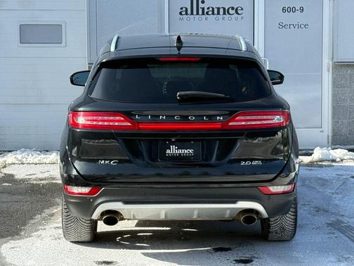 2015 Lincoln MKC Base