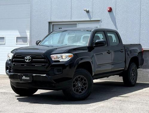 2016 Toyota Tacoma SR