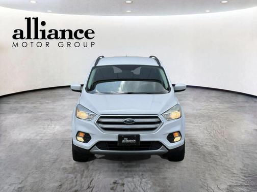 White 2018 Ford Escape SE