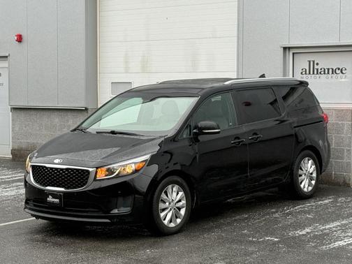 2018 Kia Sedona LX