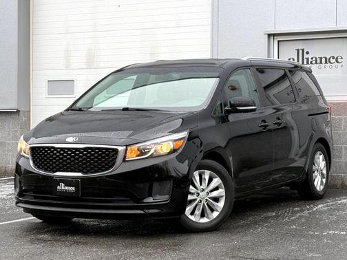 2018 Kia Sedona LX