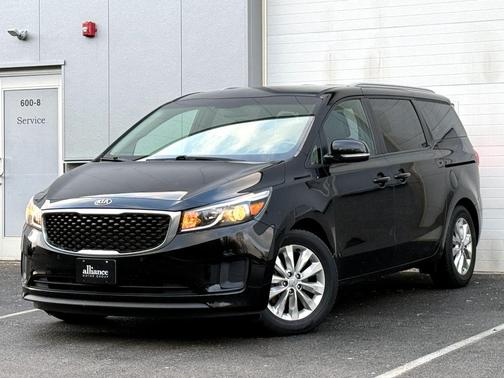 2018 Kia Sedona LX