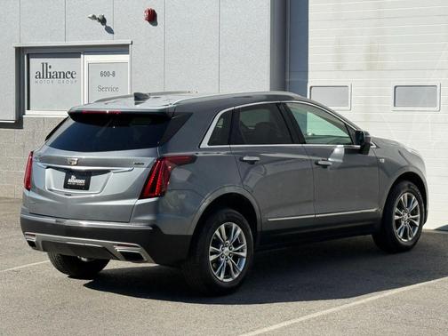 2020 Cadillac XT5 Sport