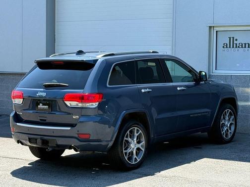 2020 Jeep Grand Cherokee Overland