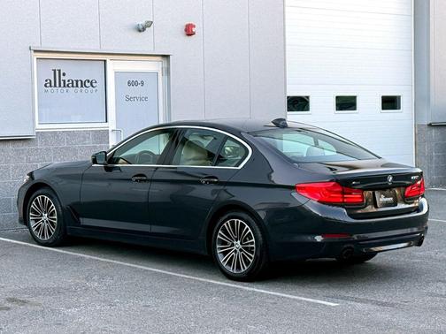 2020 BMW 530 xDrive