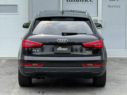 2017 Audi Q3 2.0T Prestige