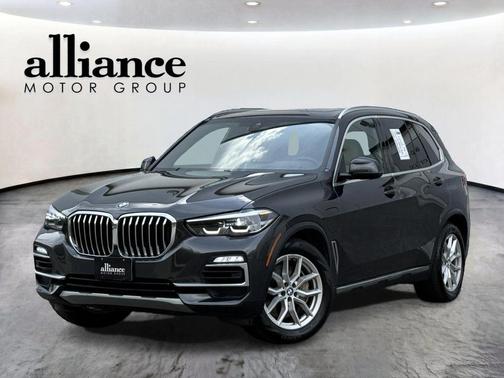 Gray 2021 BMW X5 PHEV xDrive45e