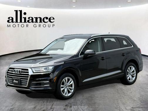 Black 2017 Audi Q7 3.0T Premium
